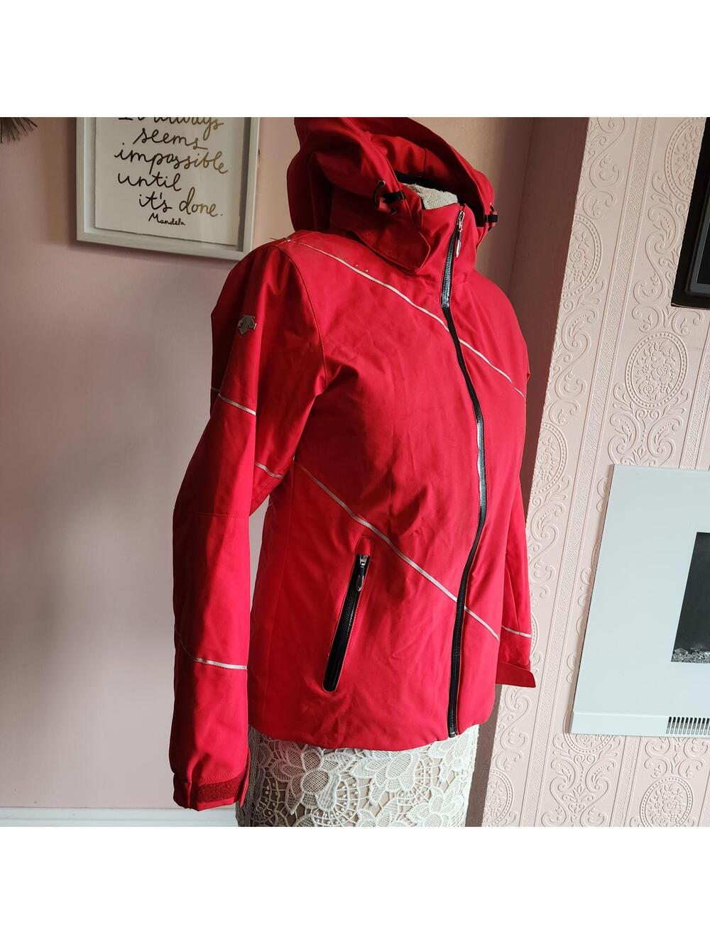 LKNW Red Descente heat navi ski winter jacket coat XS Heat Navi - Picture 2 of 8